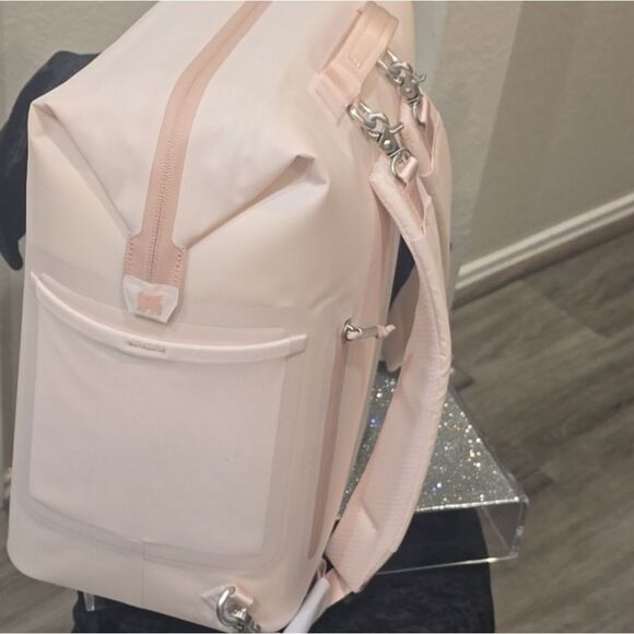 Stanley 20 Cans All Day Madeleine Midi Backpack Cooler- Rose Quartz - Picture 7 of 10